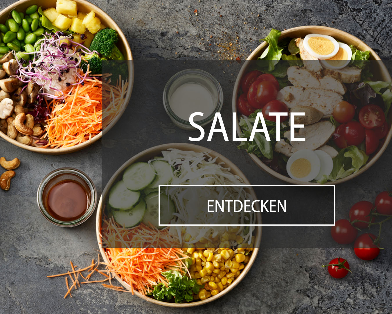 Knackige Salate mit frischen Zutaten, optional mit Pouletstreifen, Eiern oder als gemischter Salat.