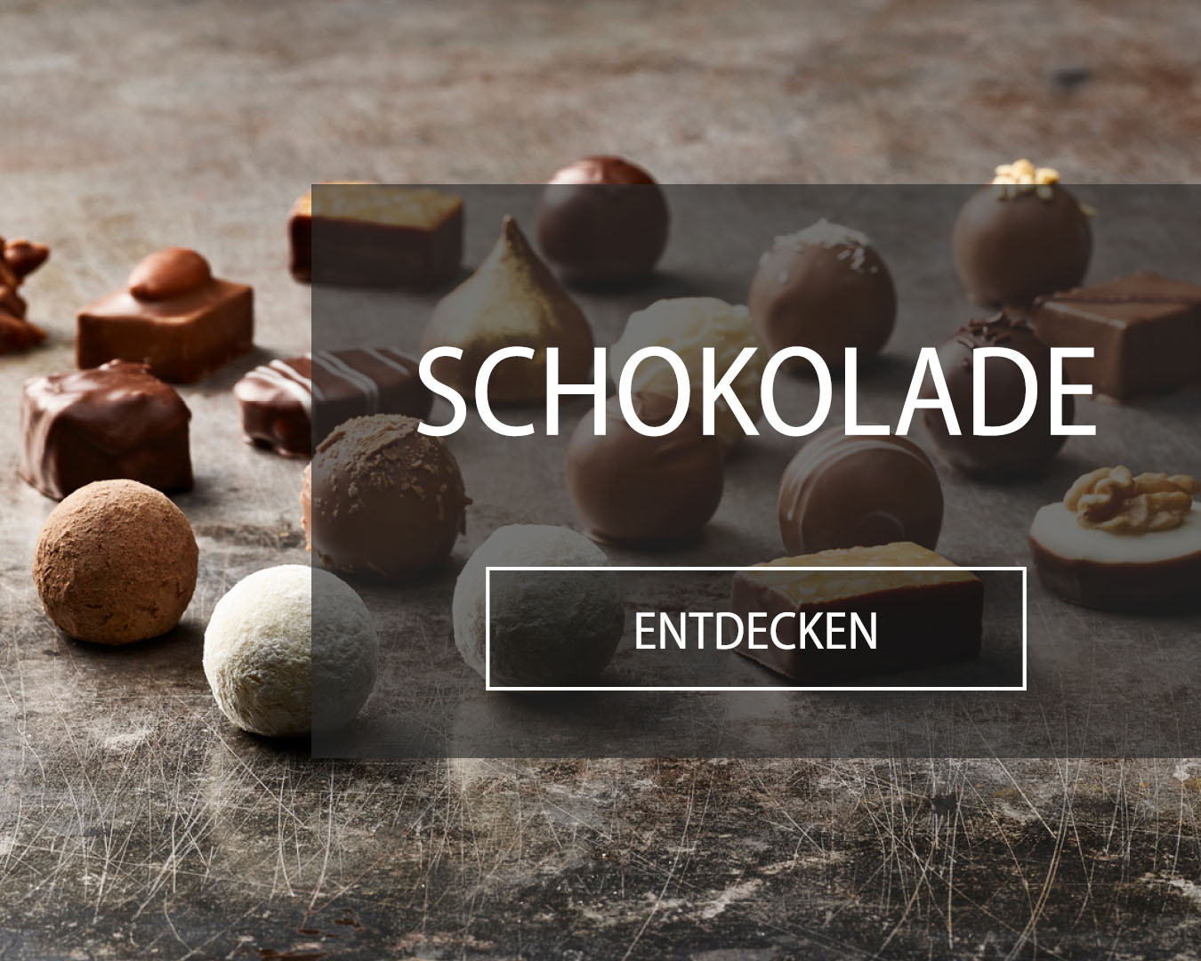 Diverse handgemachte Truffes und Pralinen wie Champagner Truffe, Kirschspitzli, Caramel-Pralinen etc.